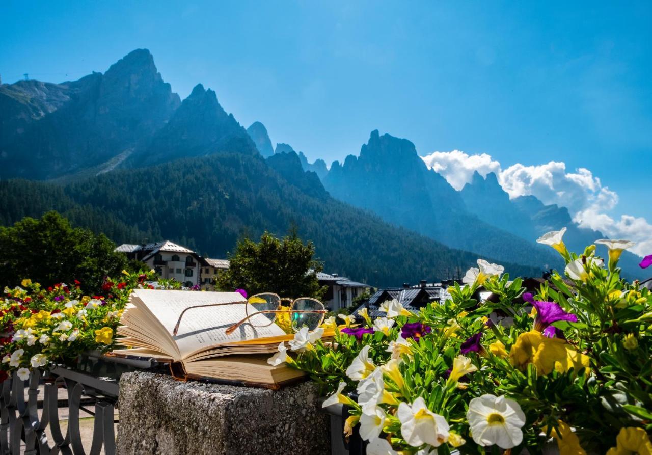 Hotel Savoia Dal 1924 San Martino Di Castrozza Dış mekan fotoğraf